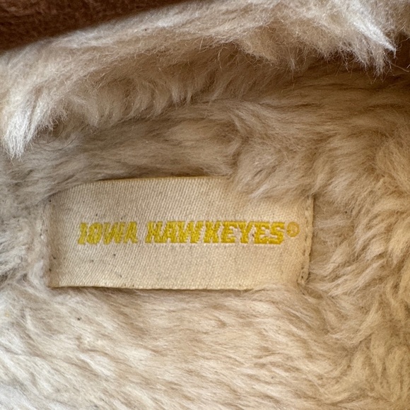 Iowa Hawkeyes Women's Brown Moccasin Size 8 - Picture 2 of 9